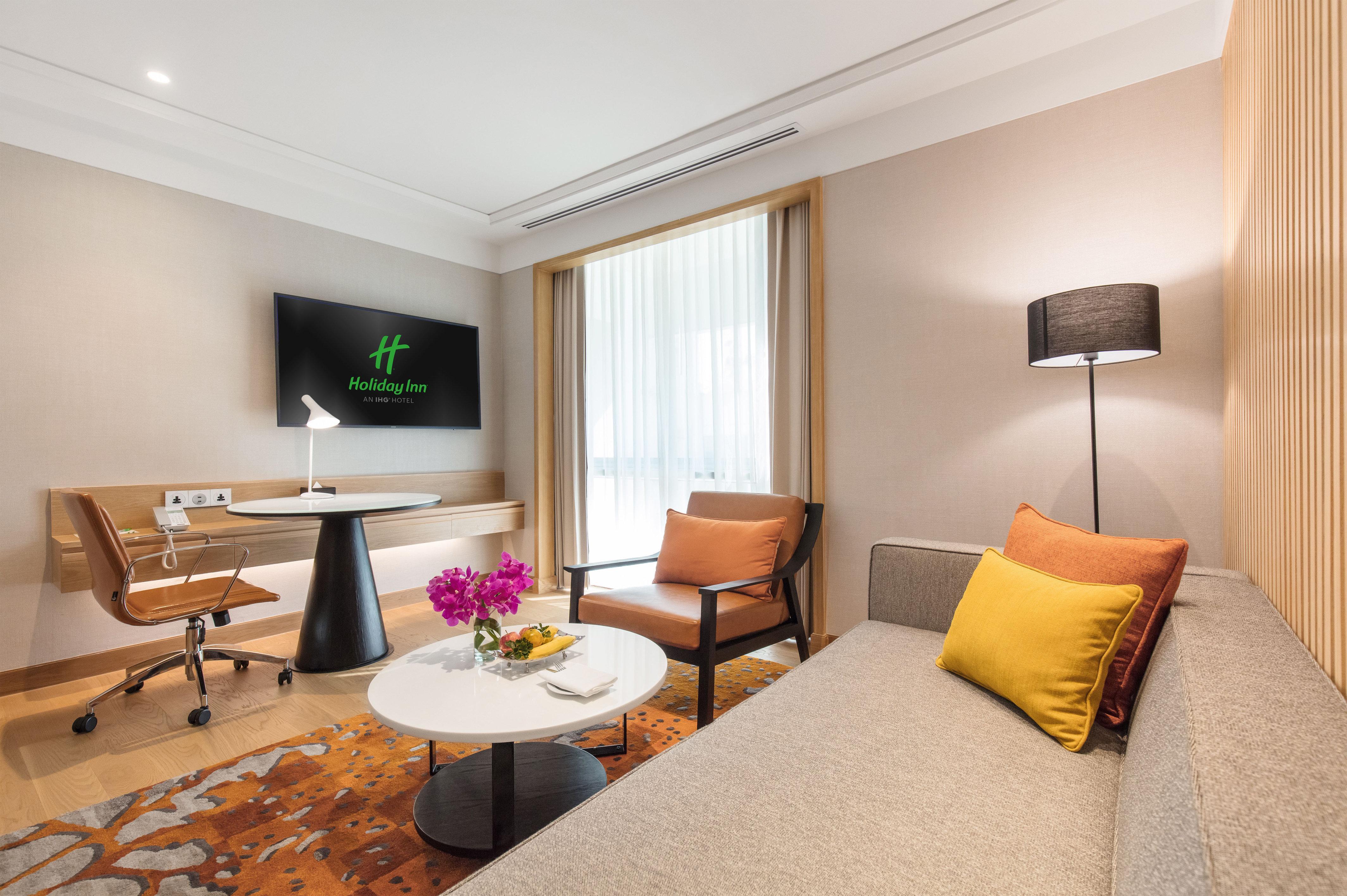 Holiday Inn Bangkok, an IHG Hotel Bagian luar foto