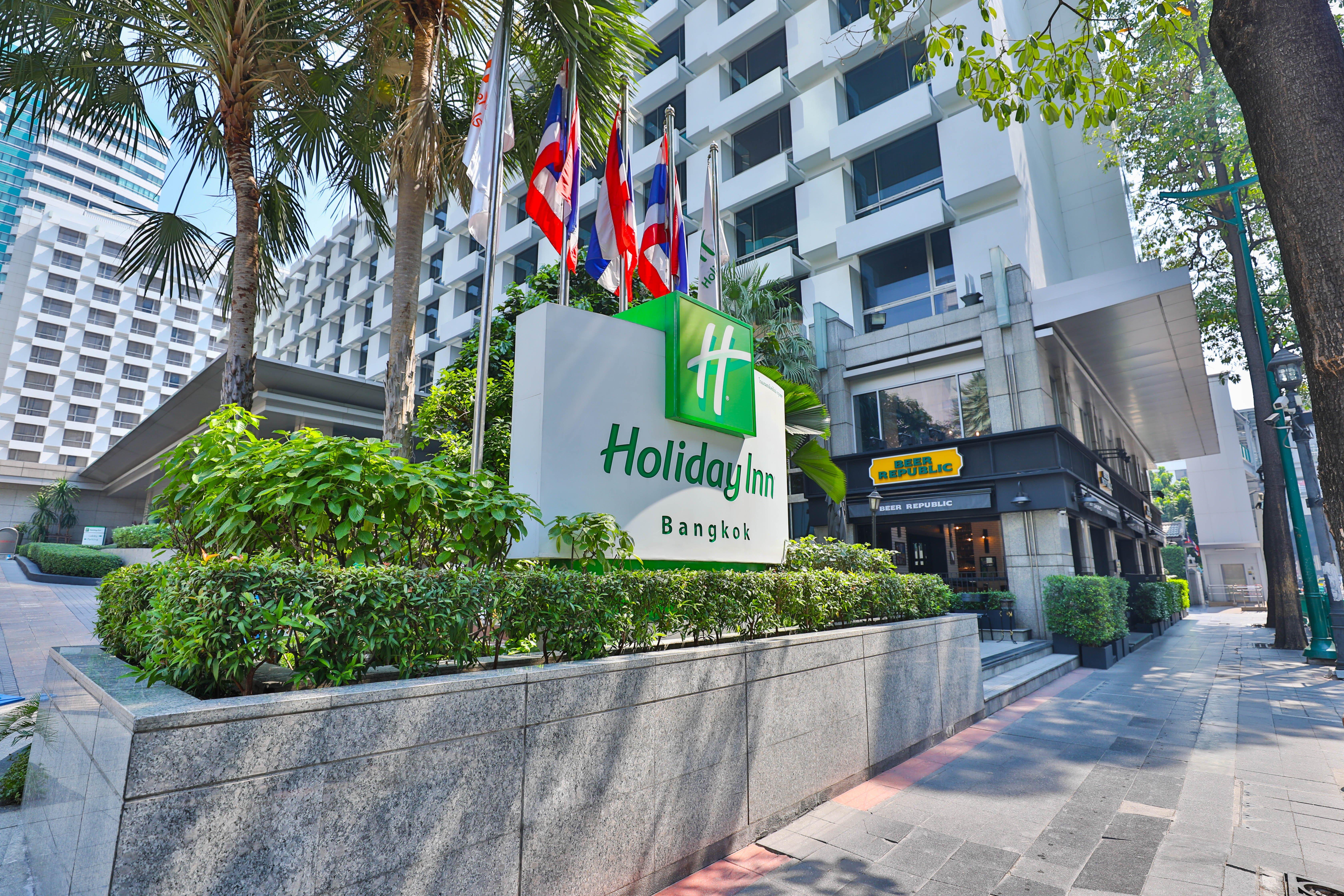 Holiday Inn Bangkok, an IHG Hotel Bagian luar foto